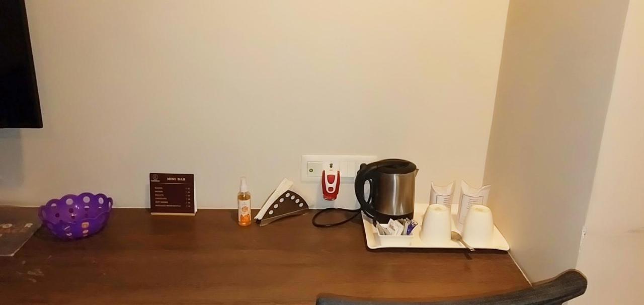 Kc Manor Otel Jamshedpur Dış mekan fotoğraf