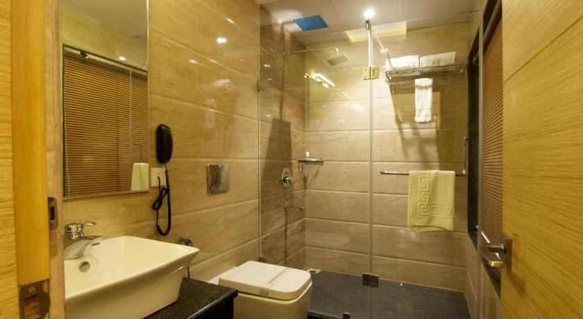 Kc Manor Otel Jamshedpur Dış mekan fotoğraf