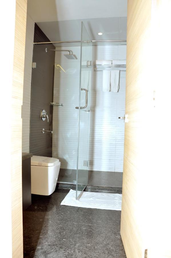 Kc Manor Otel Jamshedpur Dış mekan fotoğraf