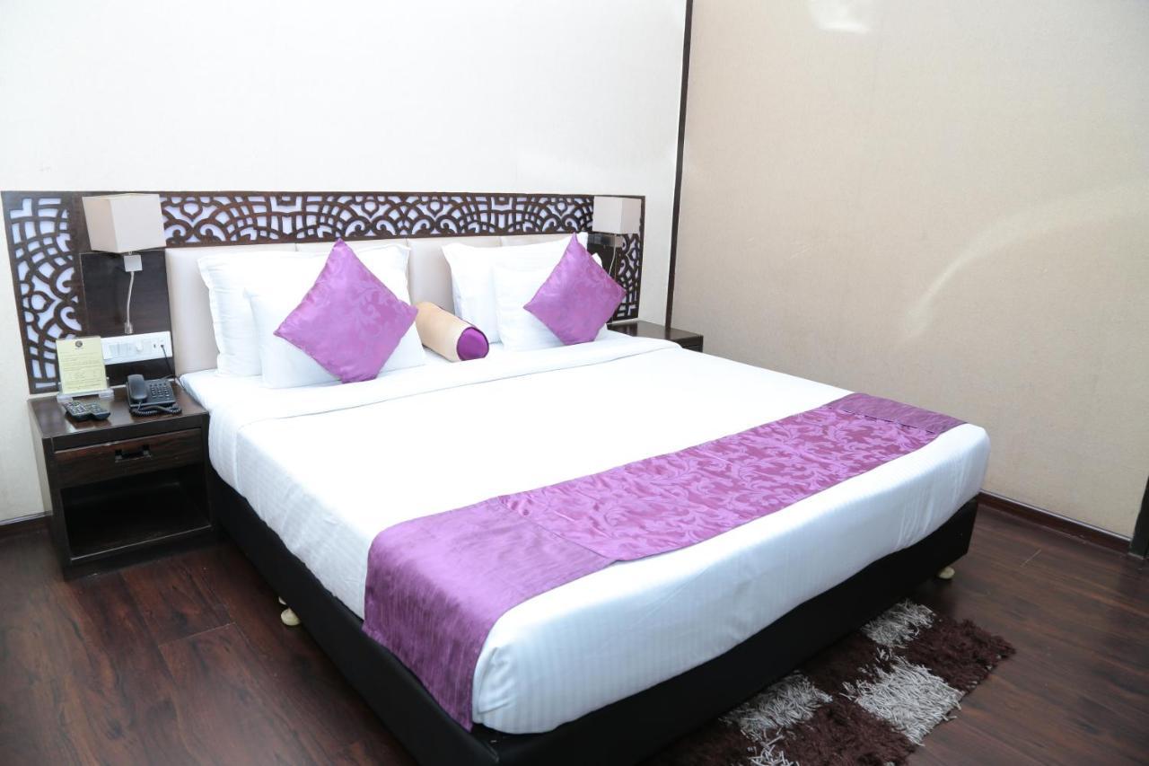Kc Manor Otel Jamshedpur Dış mekan fotoğraf