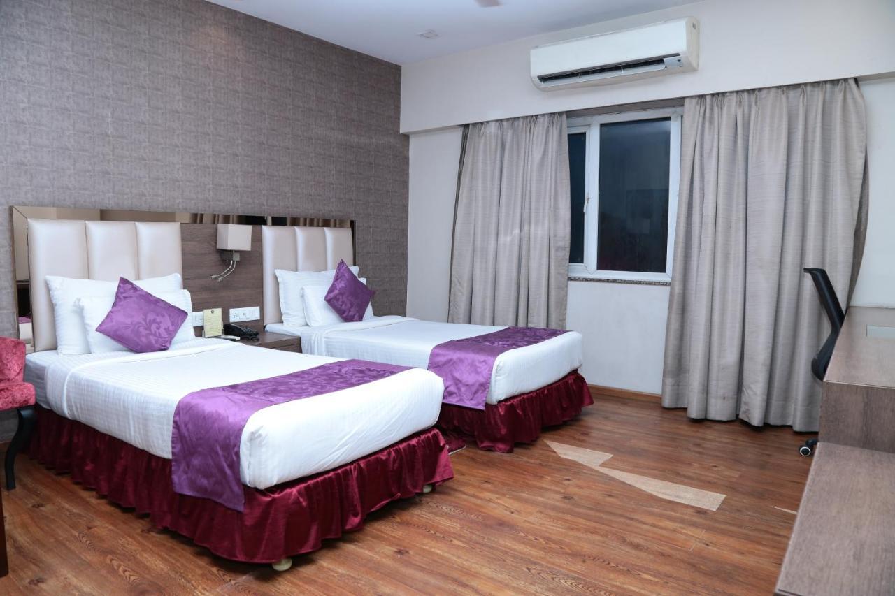 Kc Manor Otel Jamshedpur Dış mekan fotoğraf