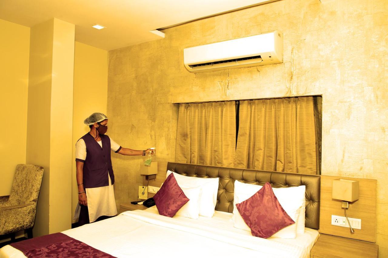 Kc Manor Otel Jamshedpur Dış mekan fotoğraf
